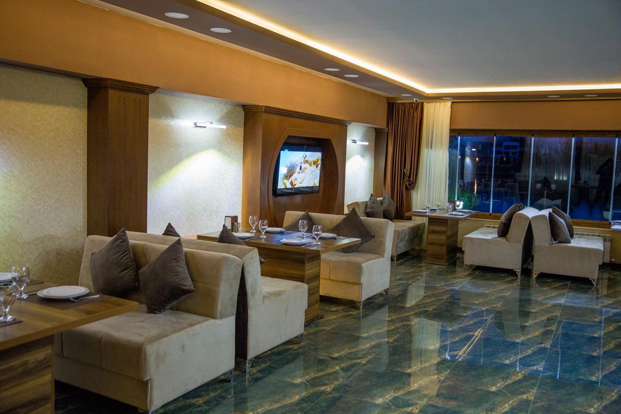 Semeni Hotel & Restaurant Mingachevir Exteriér fotografie
