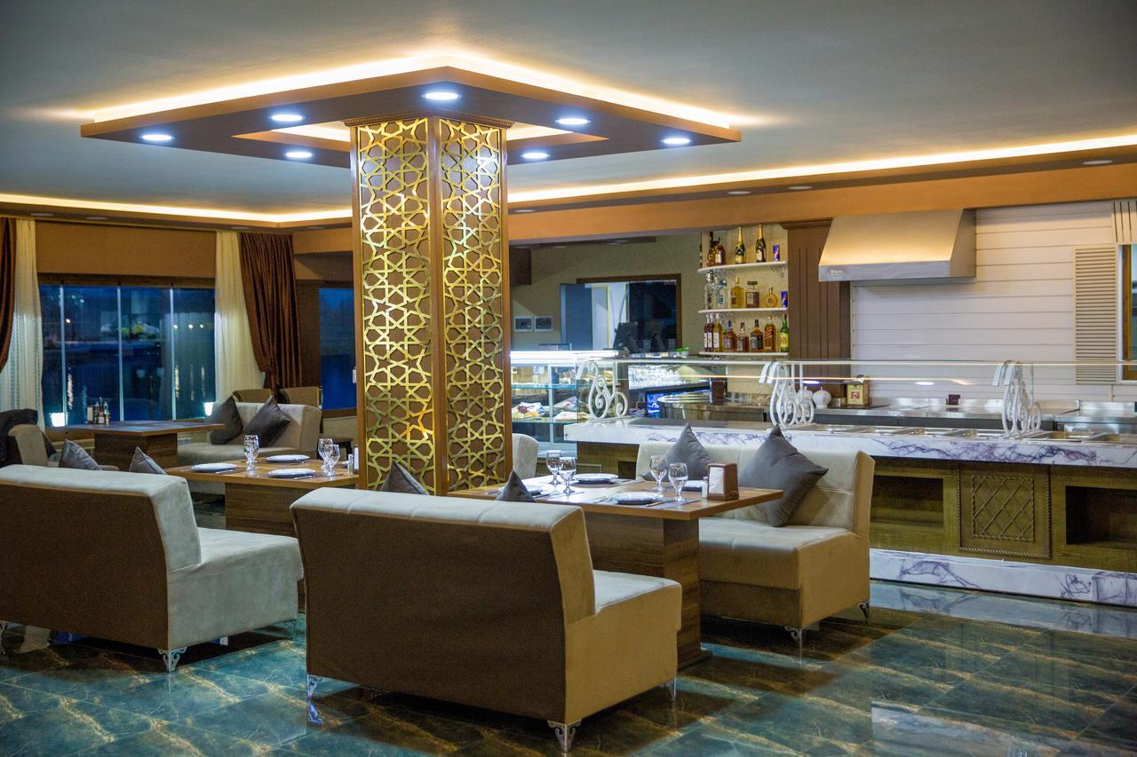 Semeni Hotel & Restaurant Mingachevir Exteriér fotografie